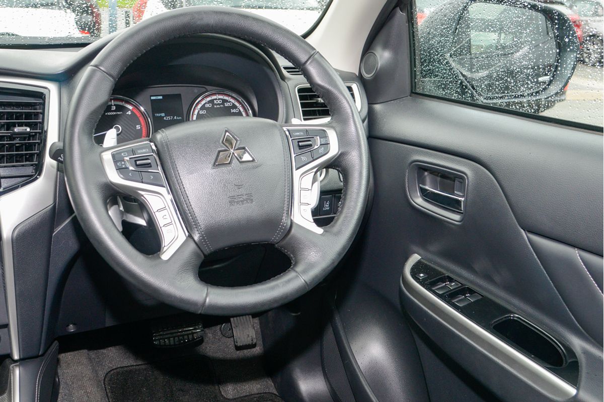 2023 Mitsubishi Triton GLS MR 4X4