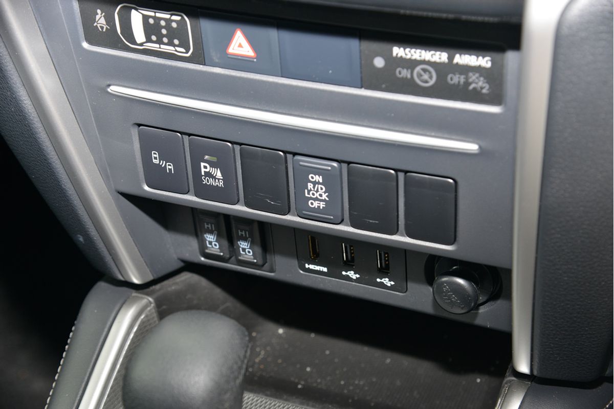 2023 Mitsubishi Triton GLS MR 4X4