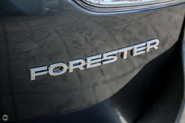 2024 Subaru Forester 2.5i-S S5