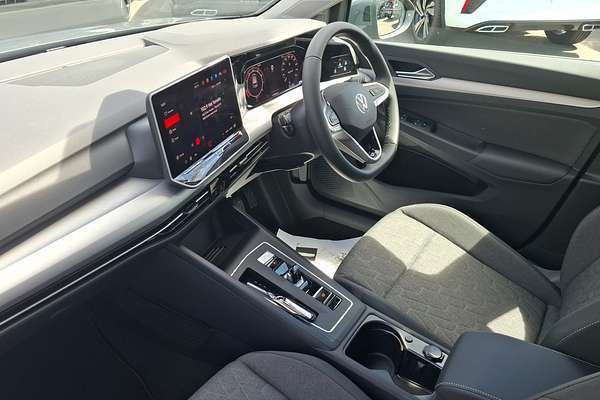 2025 Volkswagen Golf 110TSI Life 8.5
