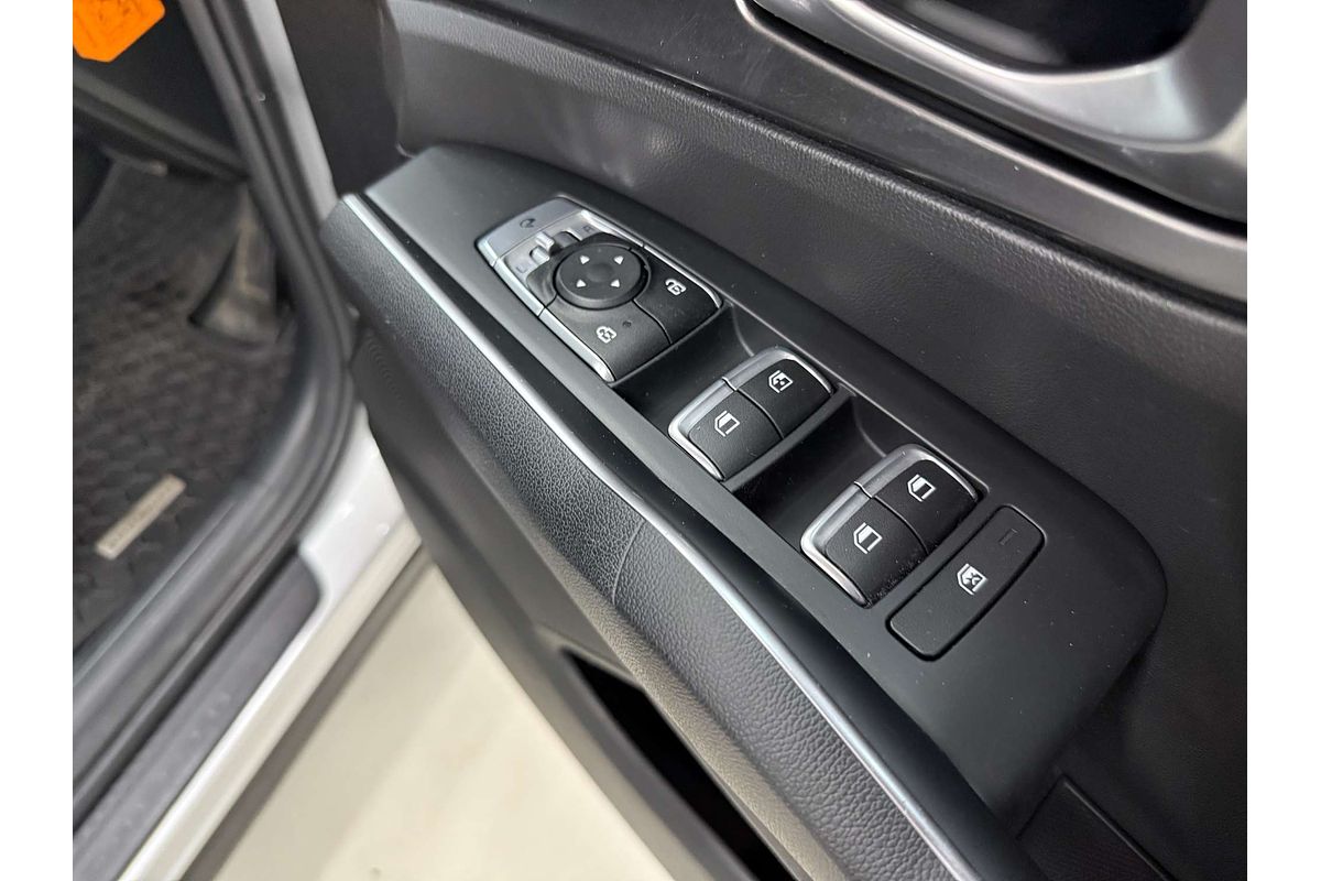 2022 Kia Sorento S MQ4