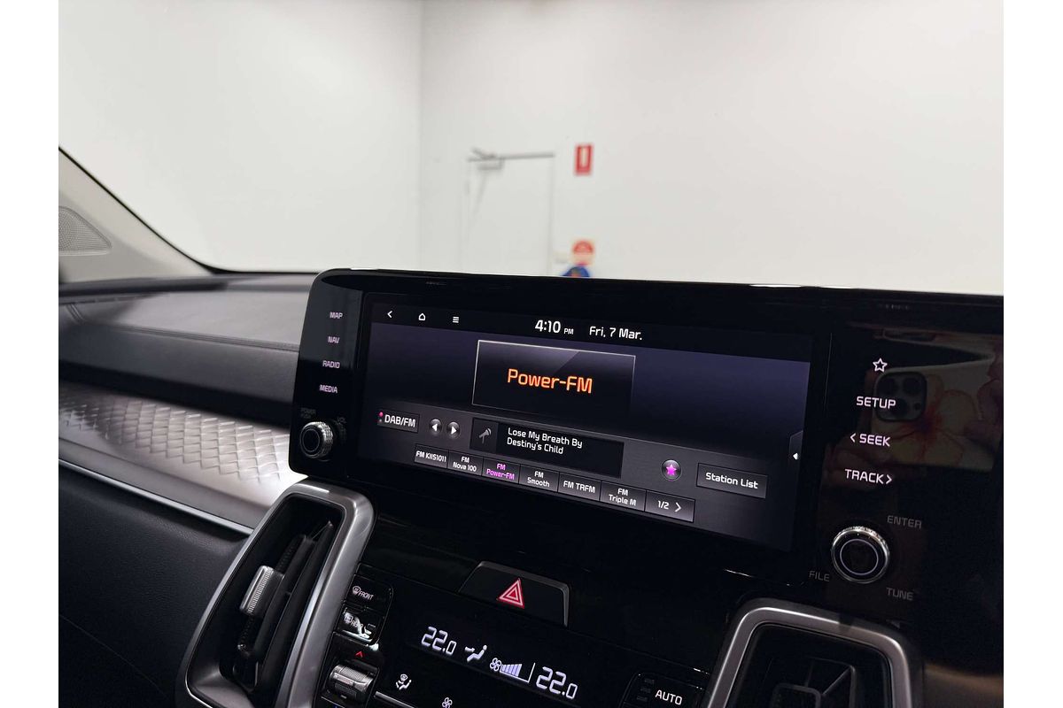 2022 Kia Sorento S MQ4