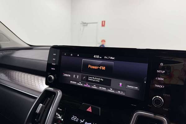2022 Kia Sorento S MQ4