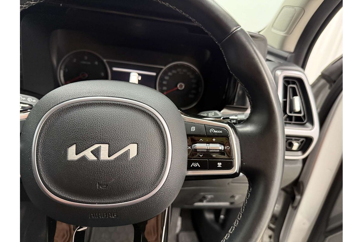 2022 Kia Sorento S MQ4