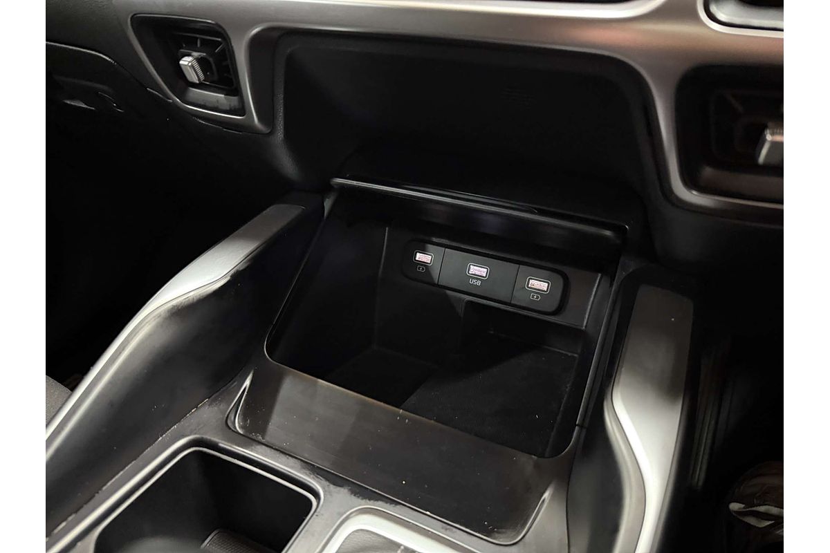 2022 Kia Sorento S MQ4