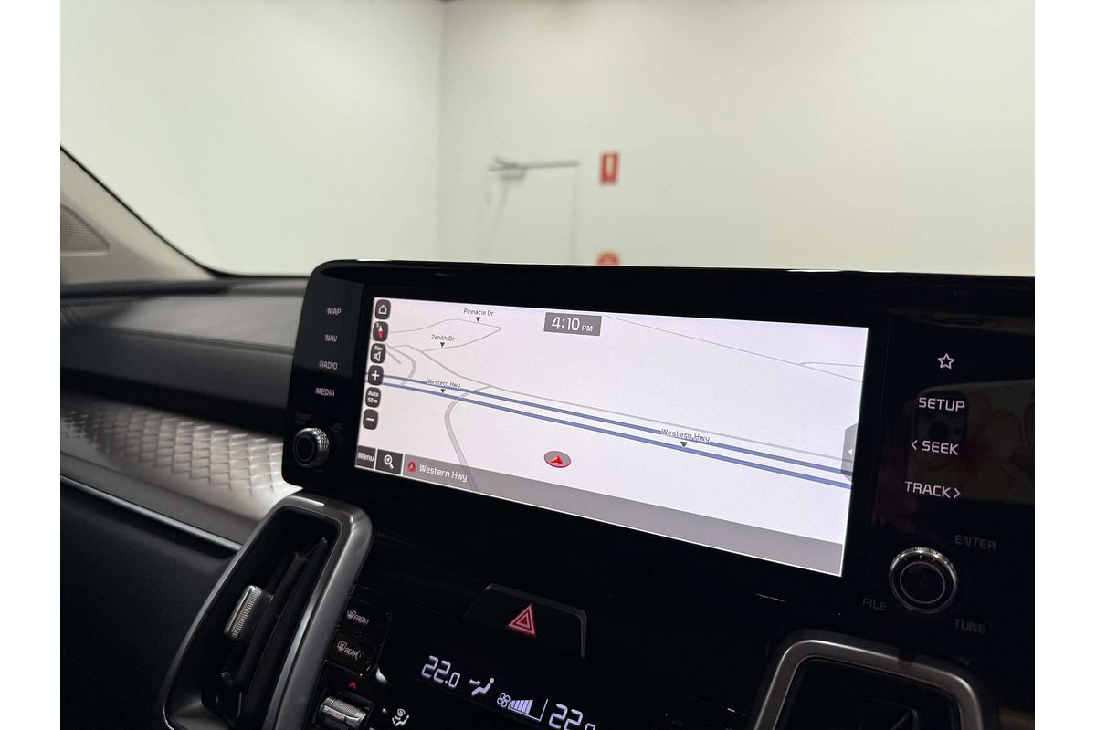 2022 Kia Sorento S MQ4