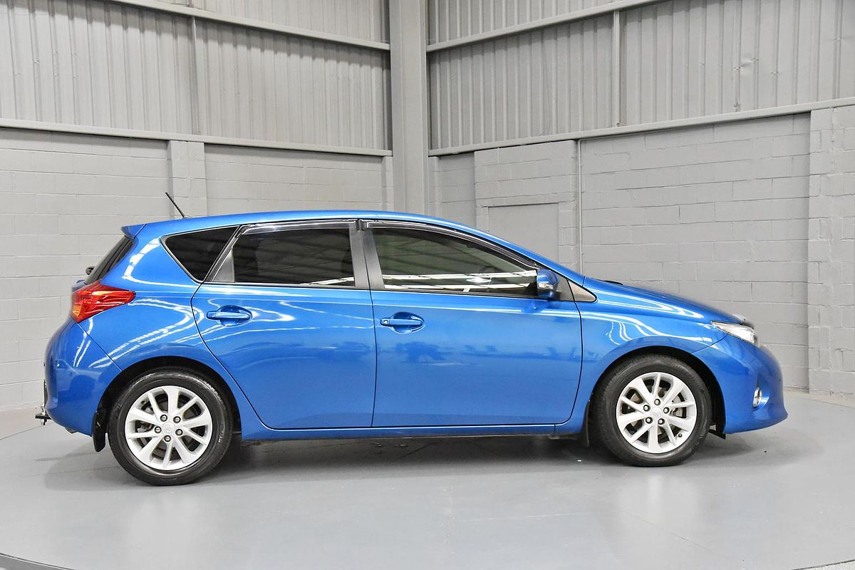 2015 Toyota Corolla Ascent Sport ZRE182R