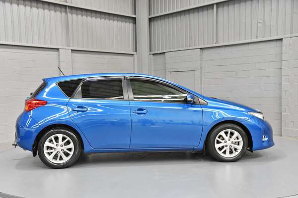 2015 Toyota Corolla Ascent Sport ZRE182R