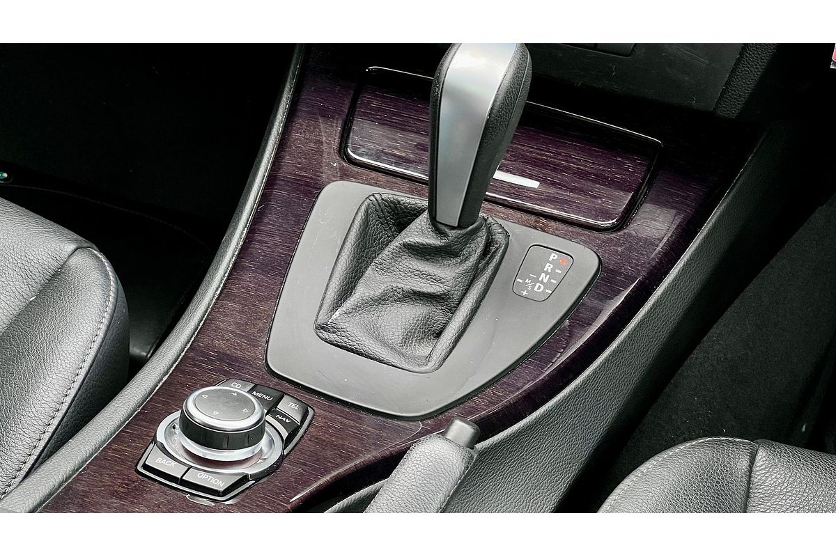 2010 BMW 3 Series 325i E90