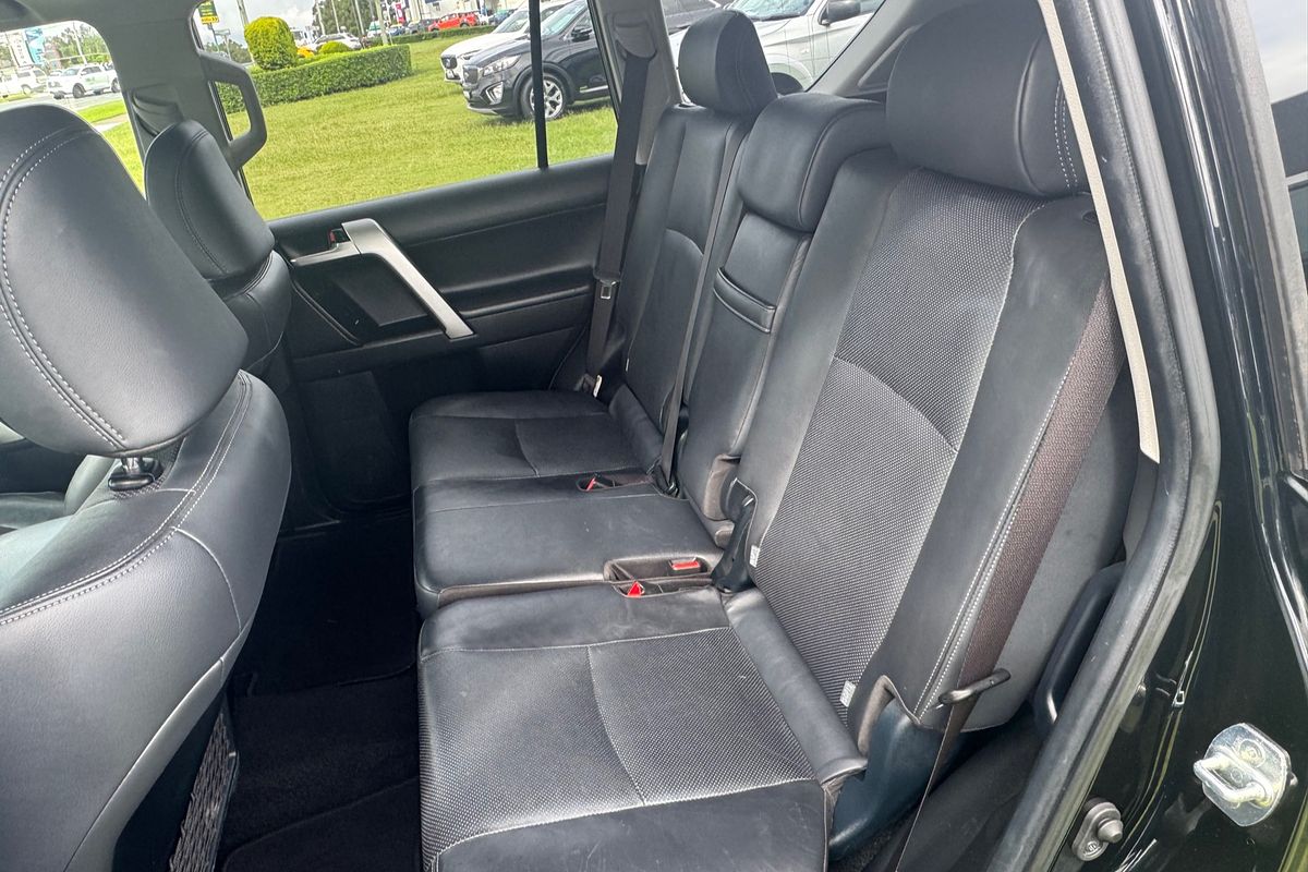 2018 Toyota Landcruiser Prado Kakadu GDJ150R