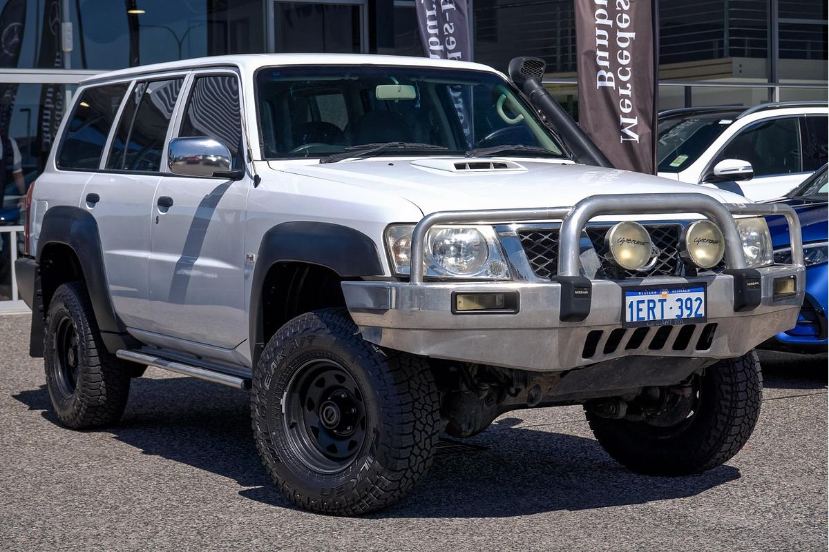 2010 Nissan Patrol DX GU 7