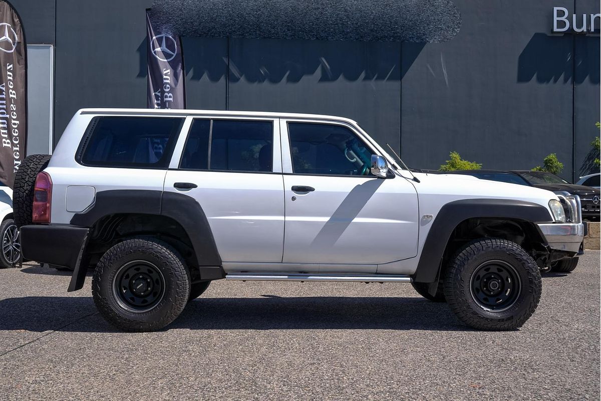 2010 Nissan Patrol DX GU 7