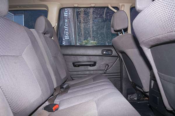 2010 Nissan Patrol DX GU 7