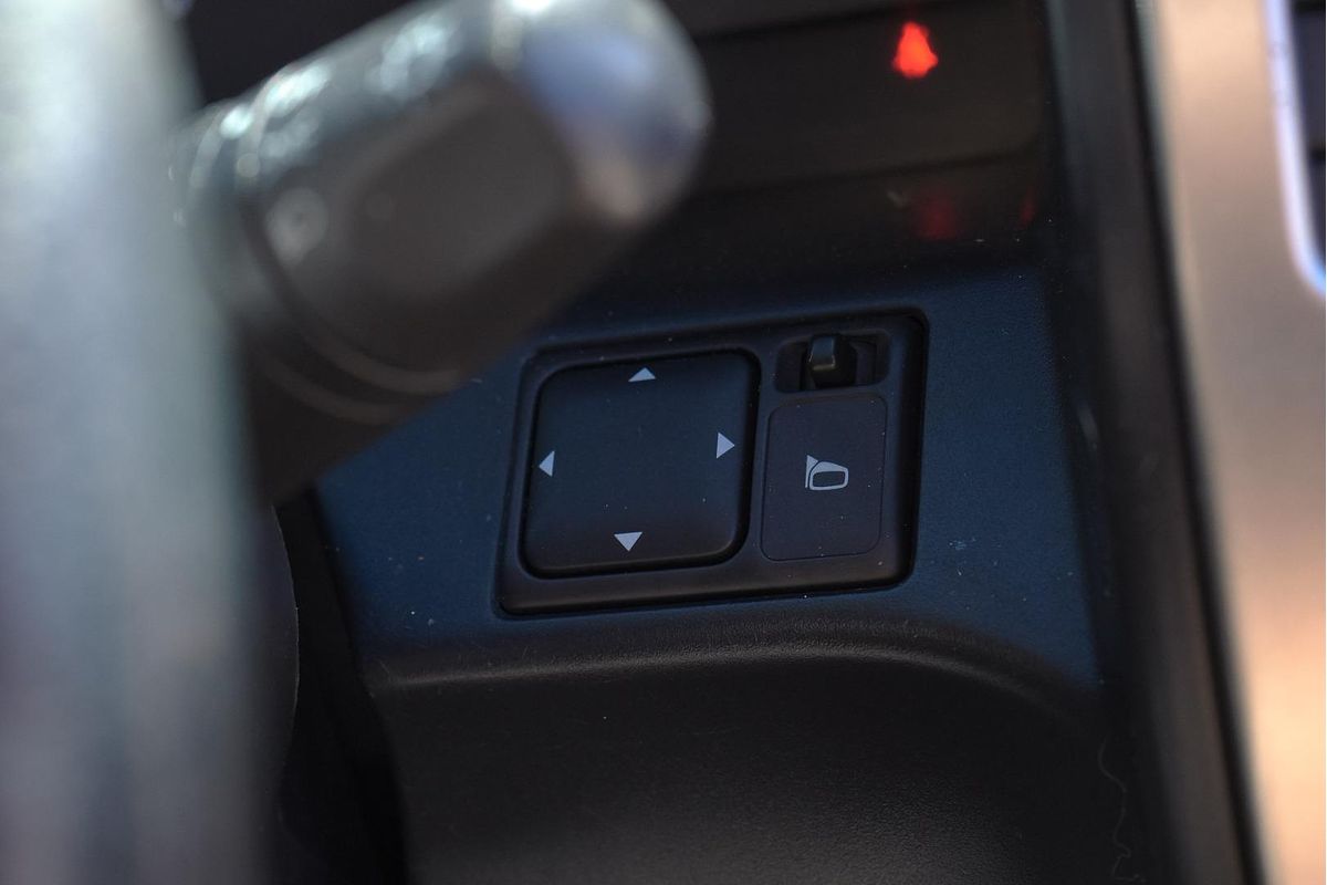 2010 Nissan Patrol DX GU 7