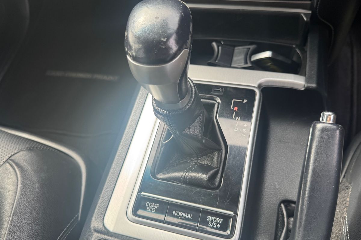 2018 Toyota Landcruiser Prado Kakadu GDJ150R
