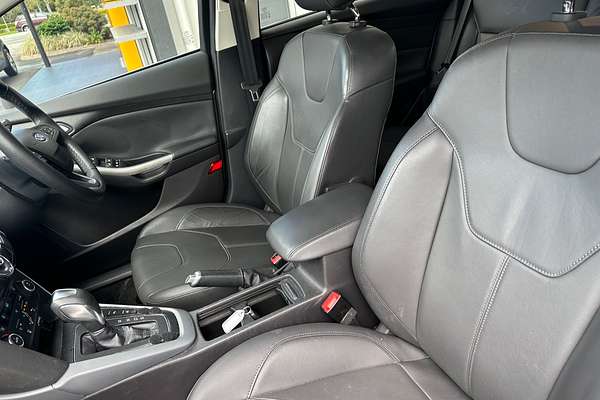 2017 Ford Focus Titanium LZ