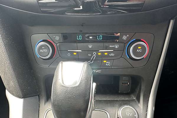 2017 Ford Focus Titanium LZ