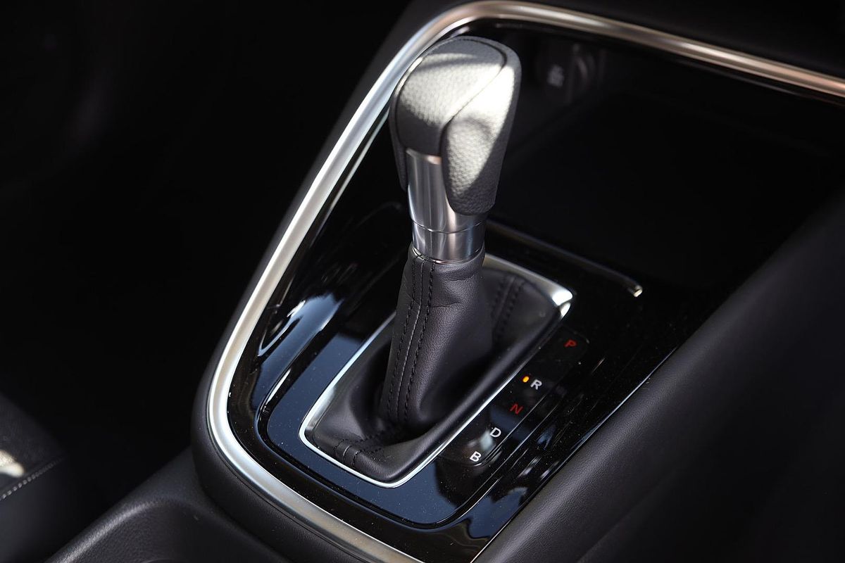 2023 Honda HR-V e:HEV L