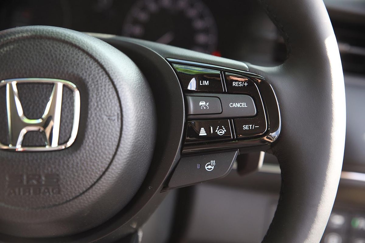 2023 Honda HR-V e:HEV L