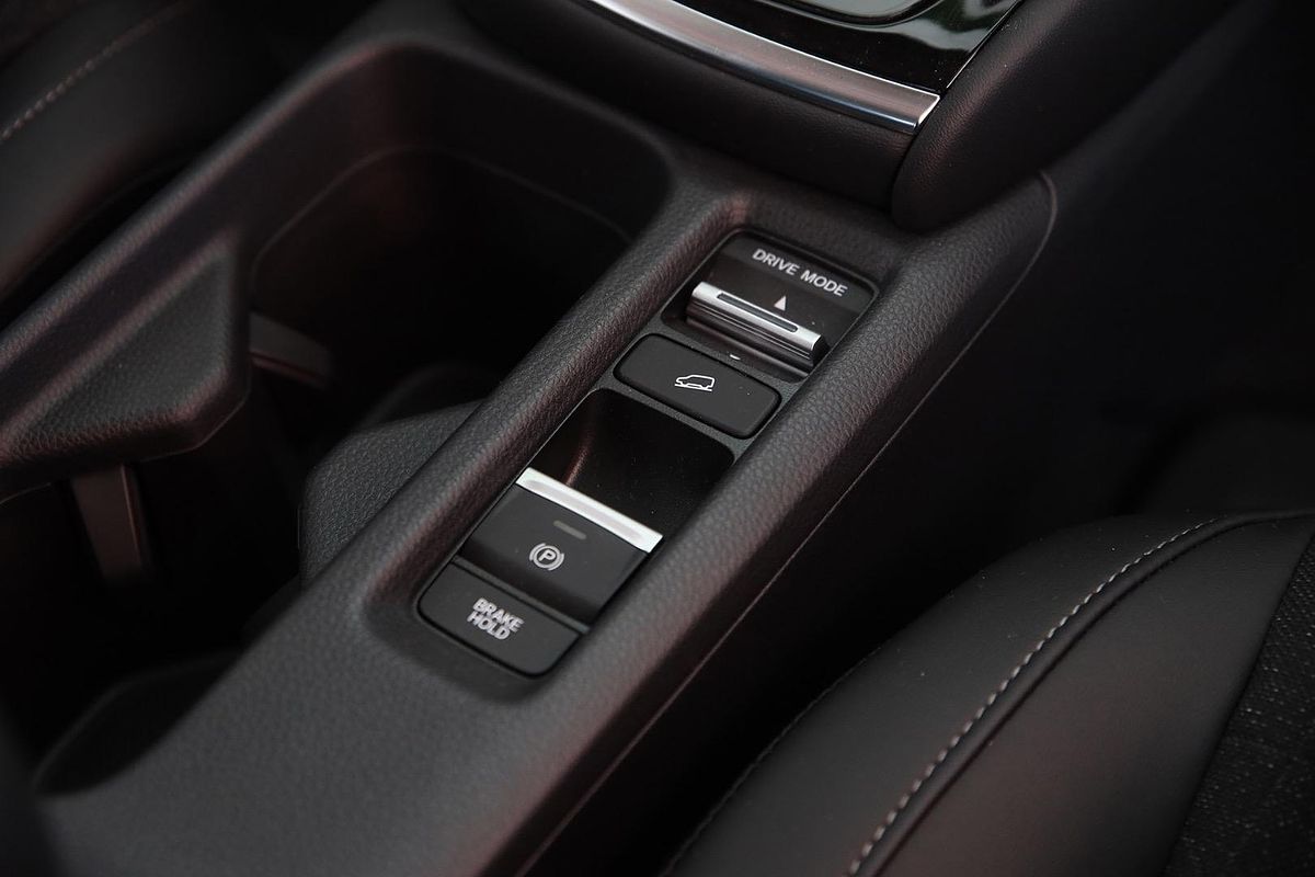 2023 Honda HR-V e:HEV L