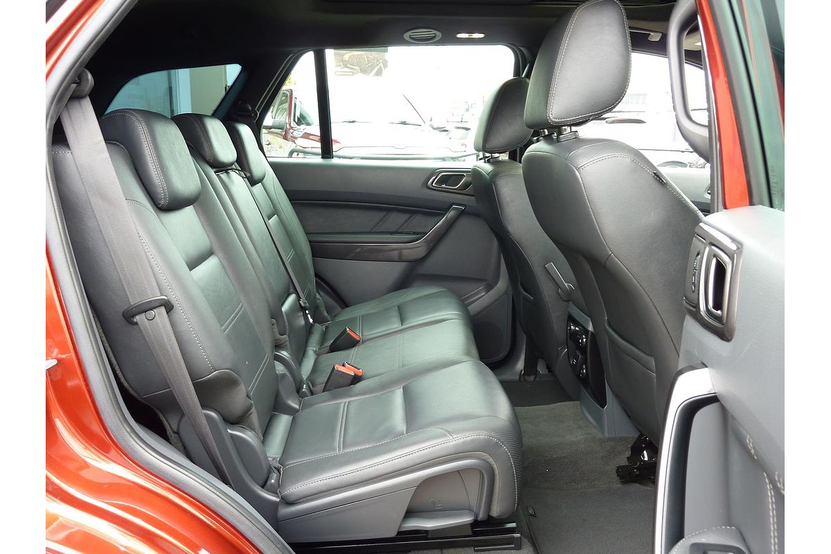 2015 Ford Everest Titanium UA