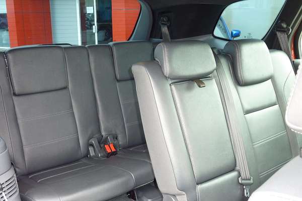 2015 Ford Everest Titanium UA