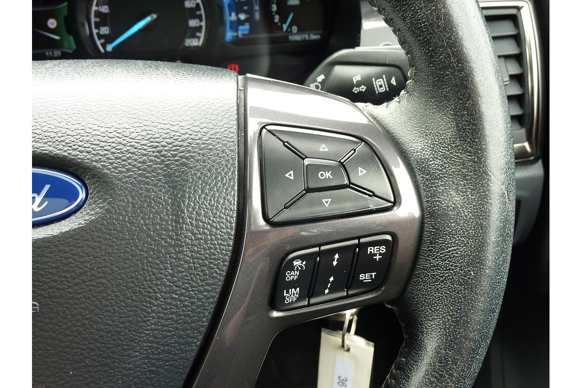 2015 Ford Everest Titanium UA