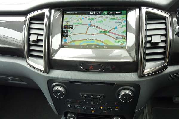 2015 Ford Everest Titanium UA