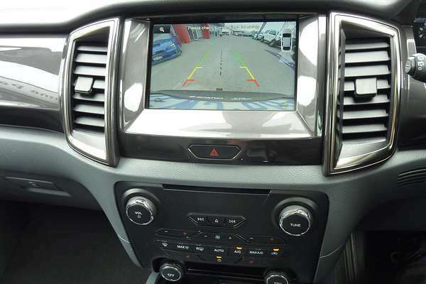 2015 Ford Everest Titanium UA