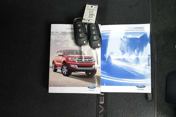 2015 Ford Everest Titanium UA