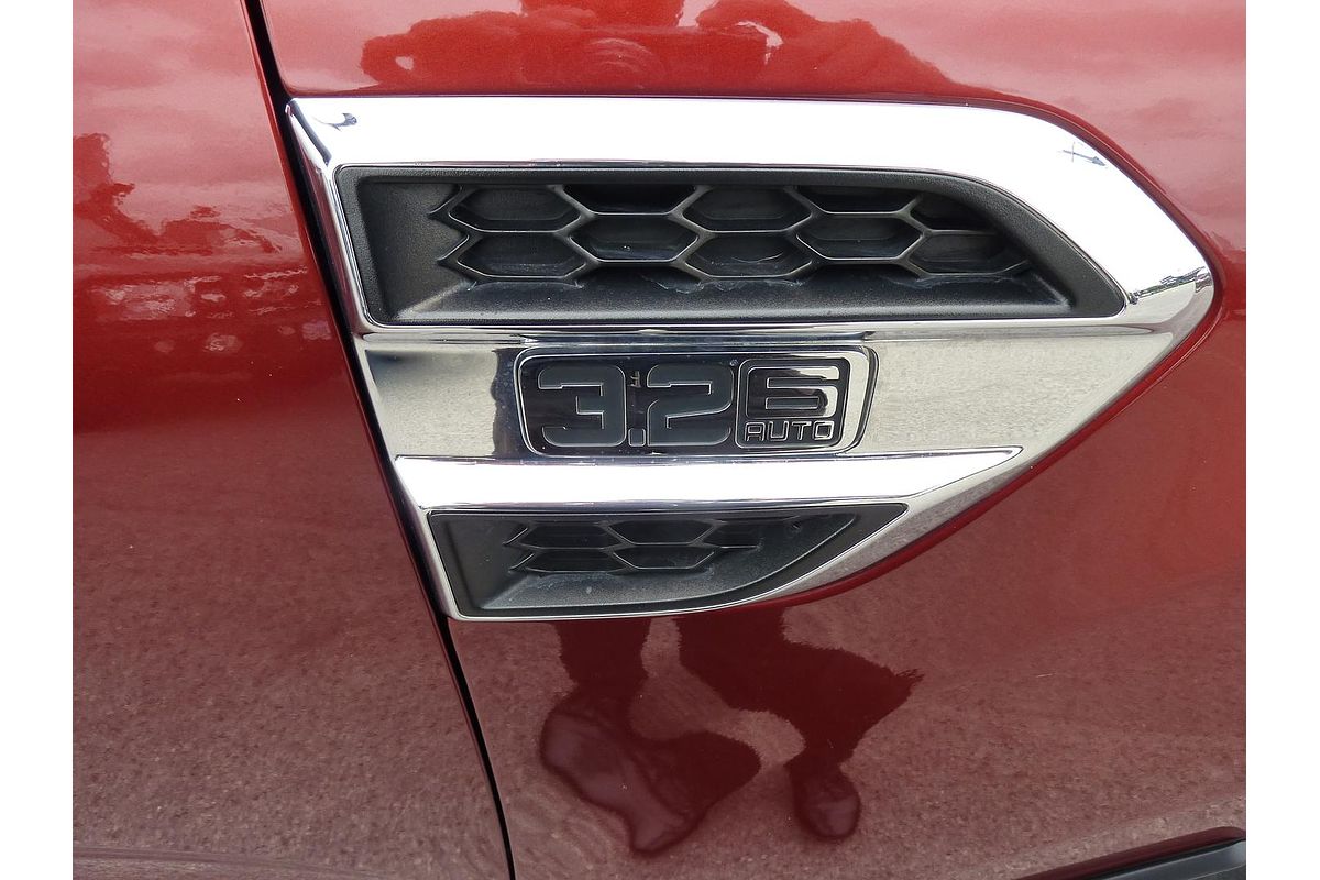 2015 Ford Everest Titanium UA