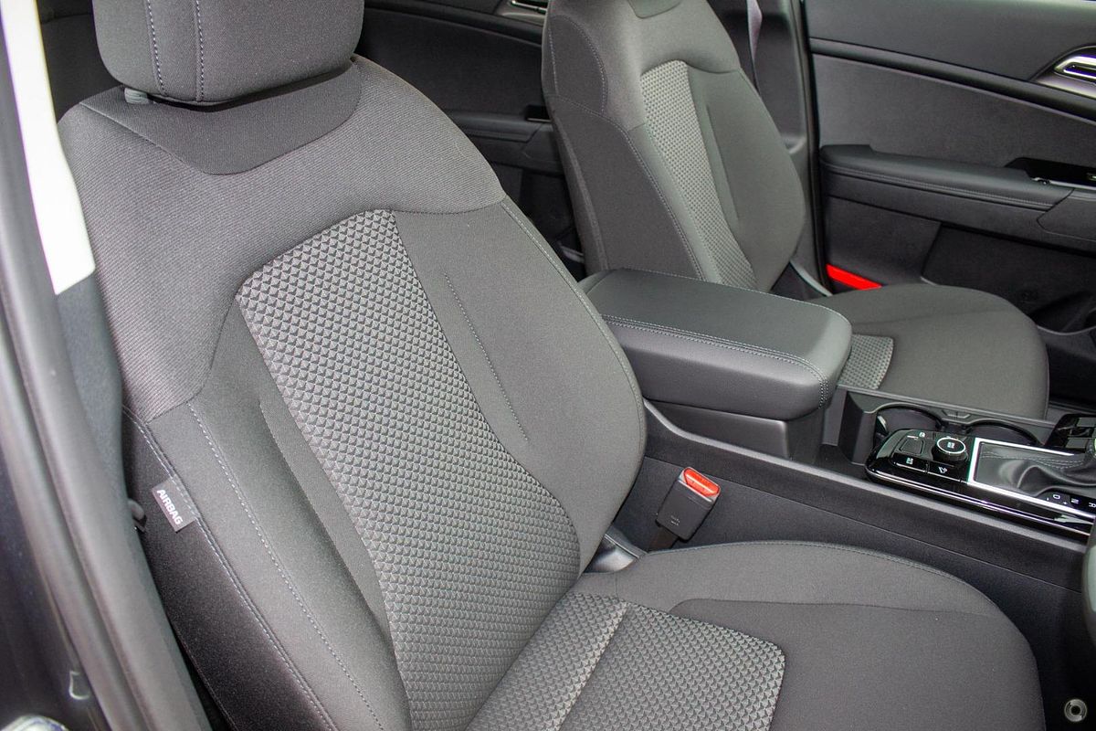 2025 Kia Sportage SX NQ5