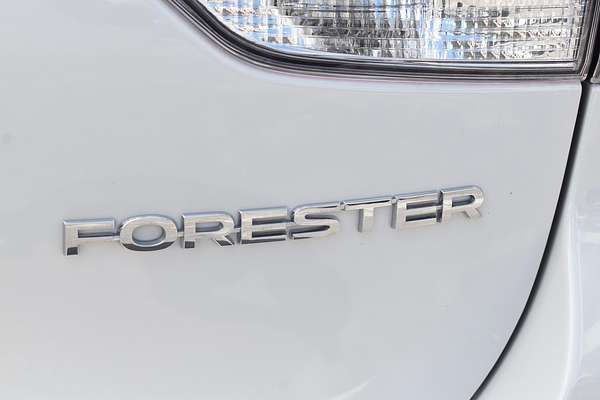 2022 Subaru Forester 2.5X S5
