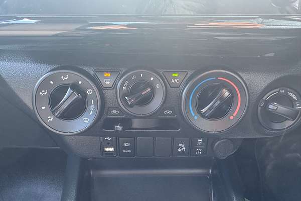 2021 Toyota Hilux SR GUN126R 4X4