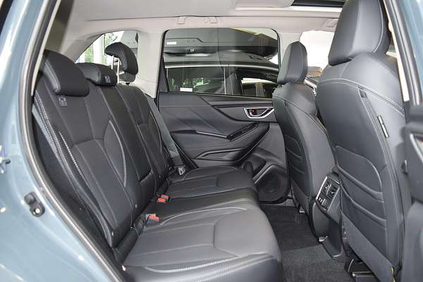 2024 Subaru Forester 2.5i-S S5