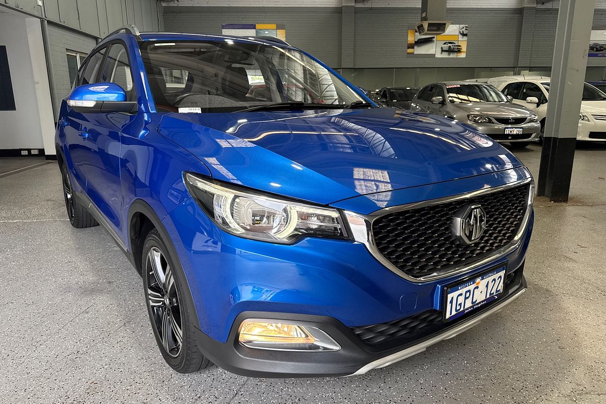2018 MG ZS Essence AZS1