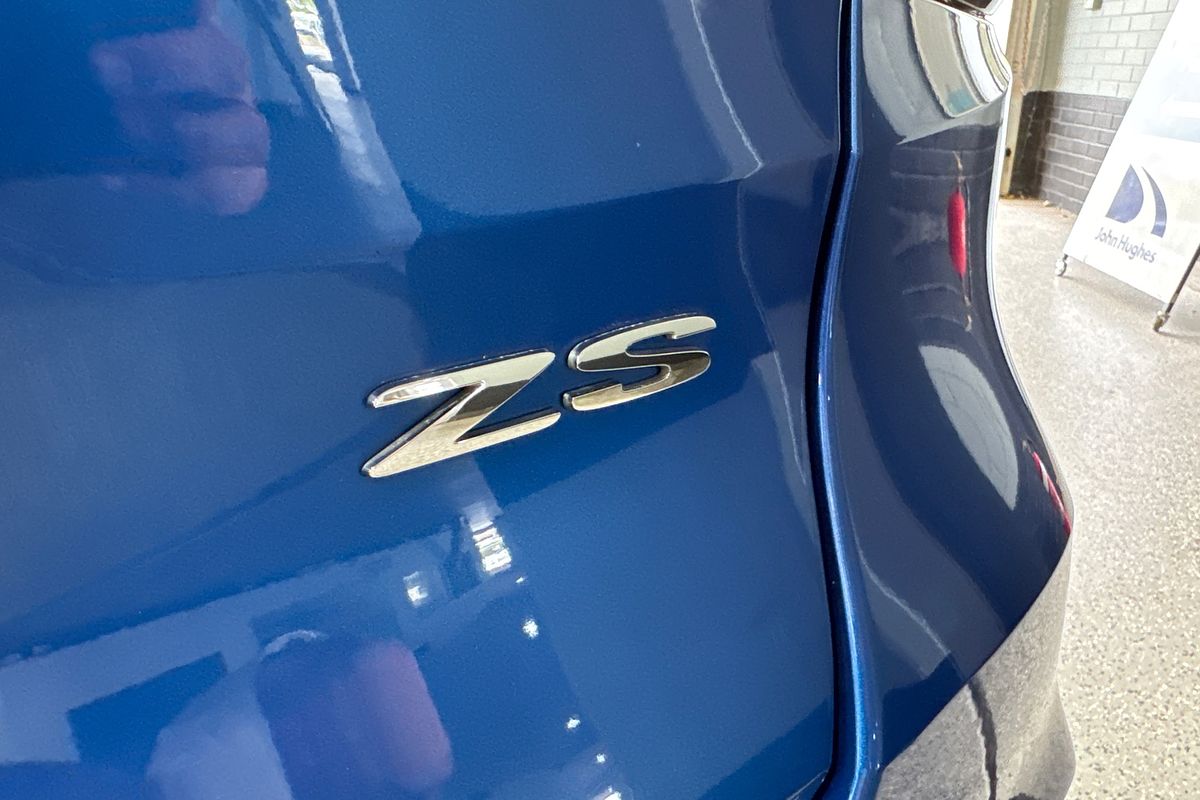 2018 MG ZS Essence AZS1
