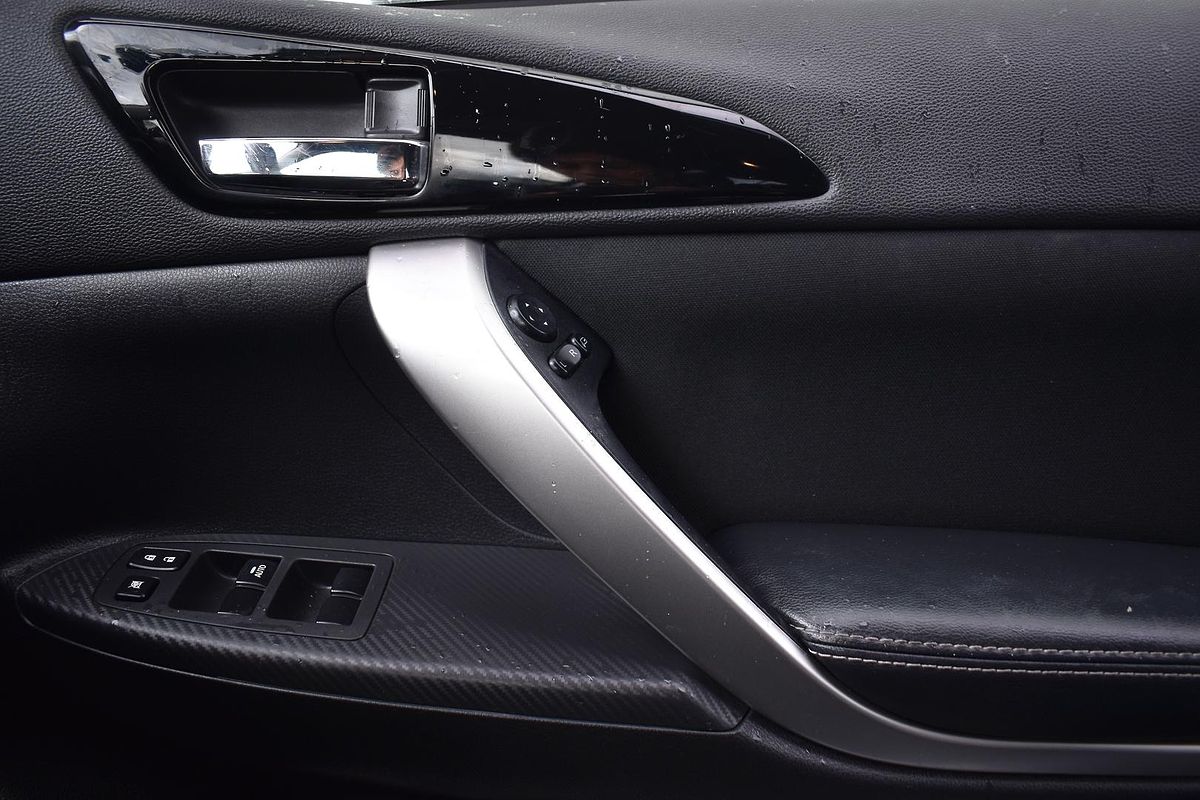 2018 Mitsubishi Eclipse Cross LS YA