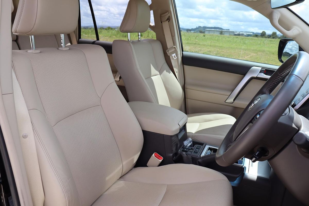 2023 Toyota Landcruiser Prado VX GDJ150R