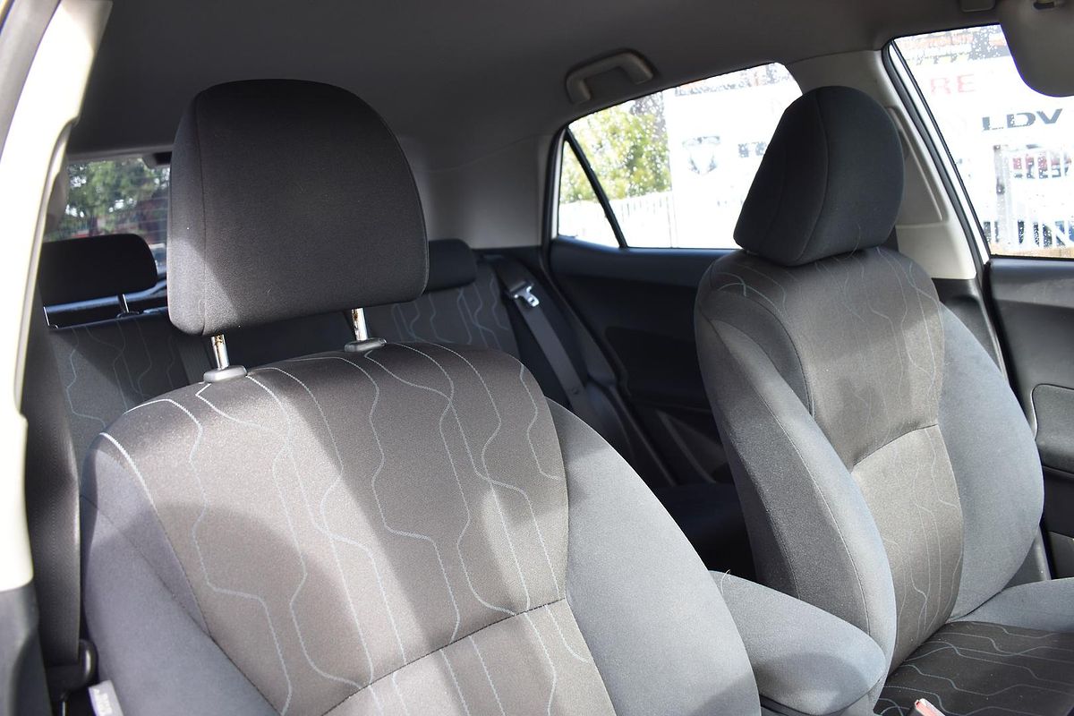 2010 Toyota Corolla Ascent ZRE152R