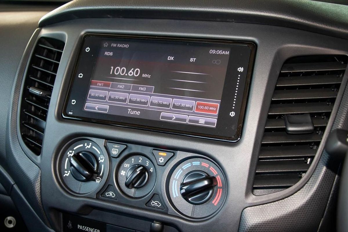 2024 Mitsubishi Triton GLX MR 4X4