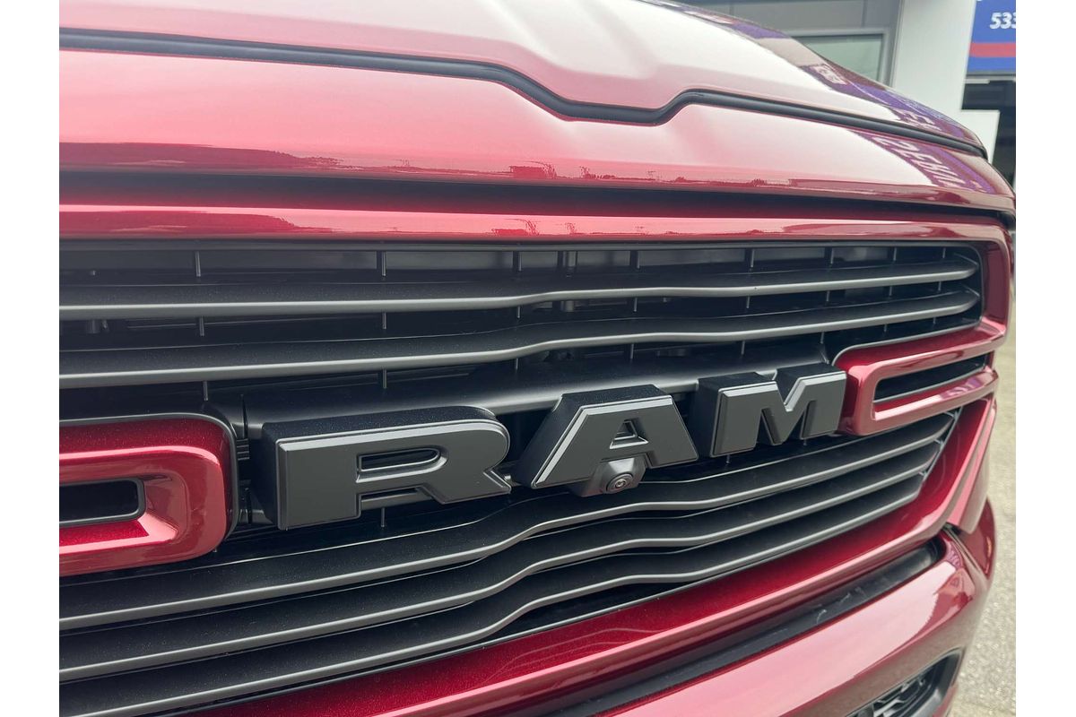 2024 RAM 1500 Laramie Sport RamBox DT 4X4 SWB