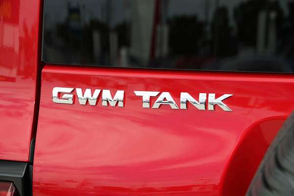2024 GWM Tank 300 Ultra Hybrid P01