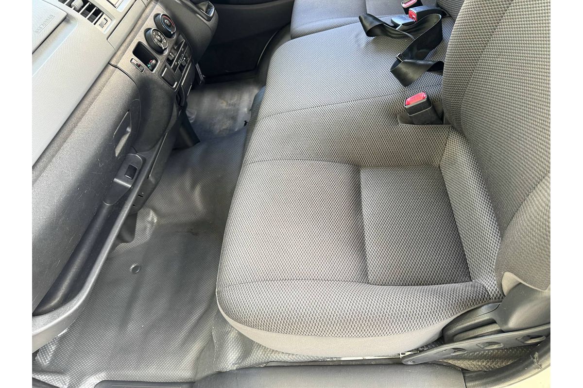 2013 Toyota Hiace KDH221R