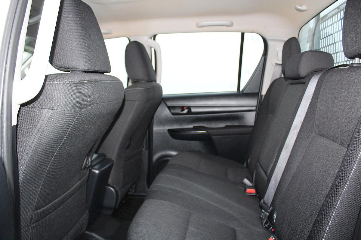 2021 Toyota Hilux SR GUN126R 4X4