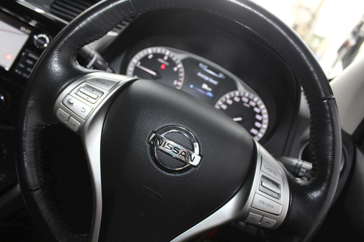 2018 Nissan Navara ST D23 Series 3 4X4