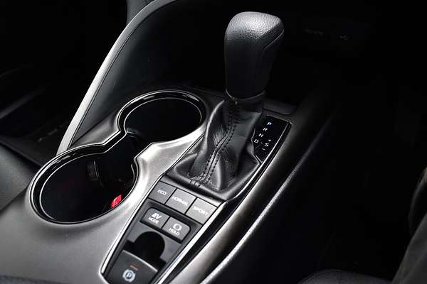 2021 Toyota Camry Ascent AXVH70R