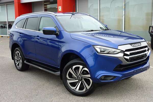 2022 Isuzu MU-X LS-T