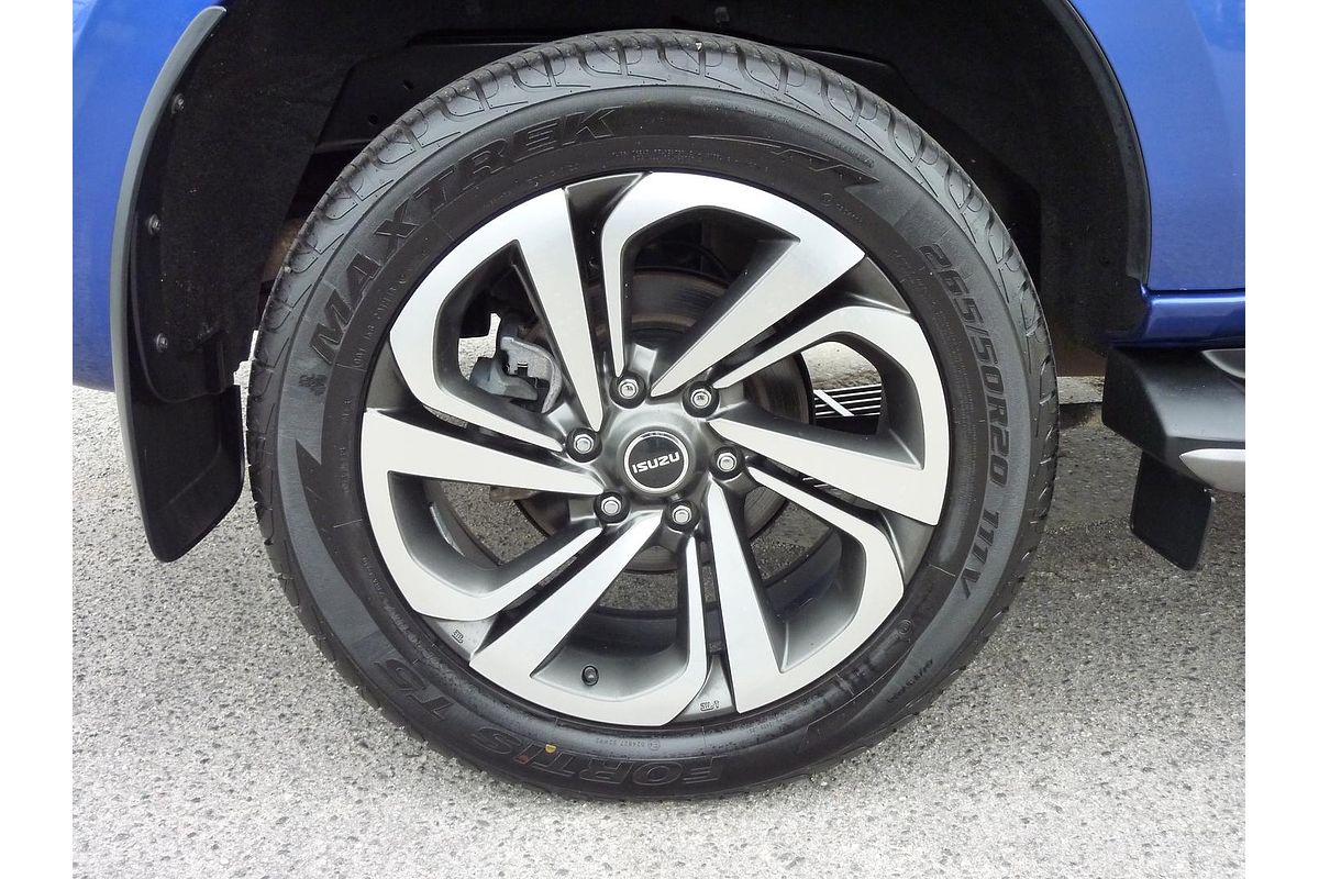 2022 Isuzu MU-X LS-T