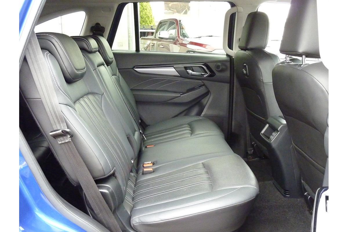 2022 Isuzu MU-X LS-T